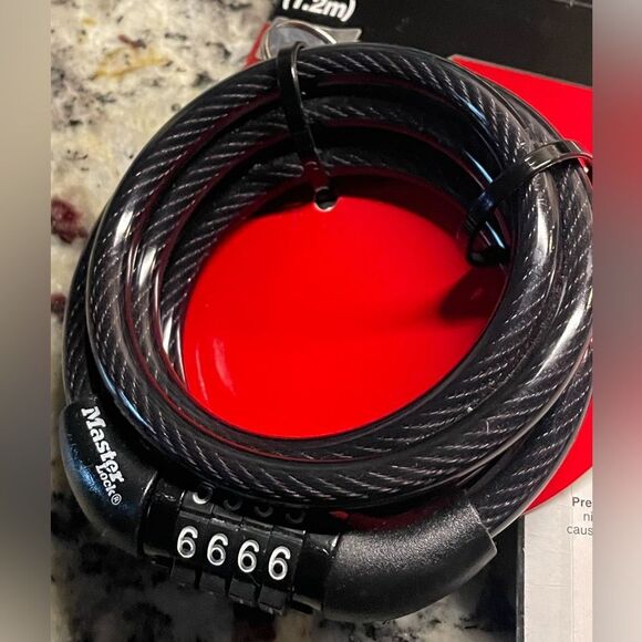 Bicycle Accessories (NEW) Master 4ft Lock Black Cable Lock & Bike Hooks - Picture 8 of 9